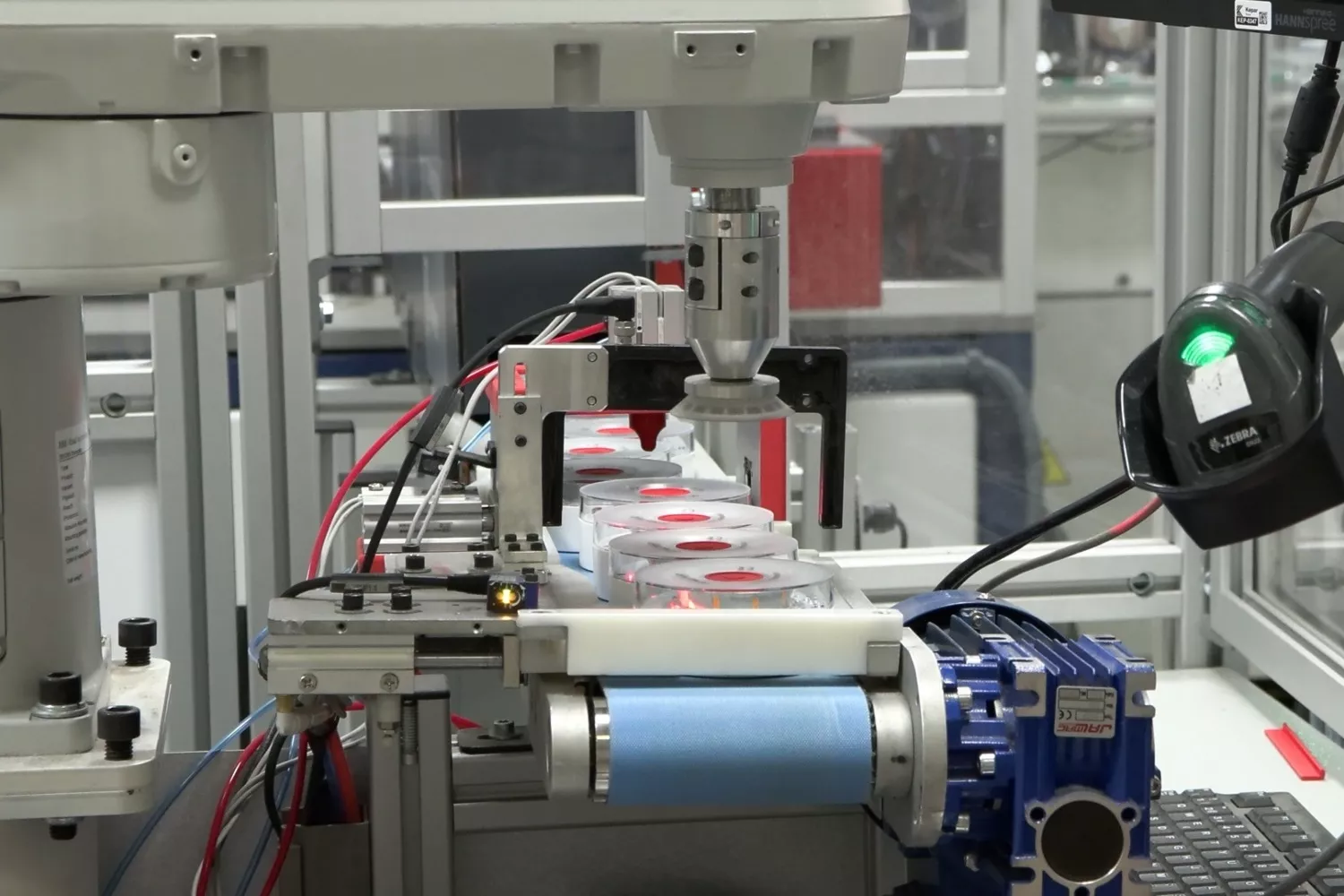 Fabricación de las nuevas balizas V 16   EP