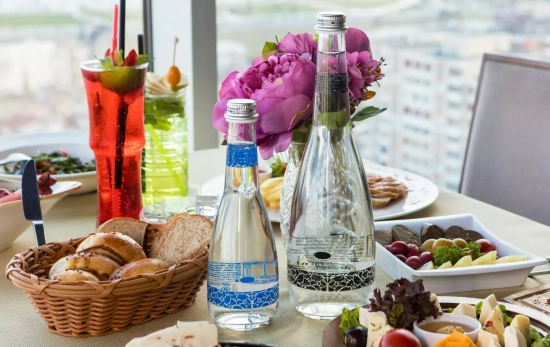 Botellas de agua / UNSPLASH