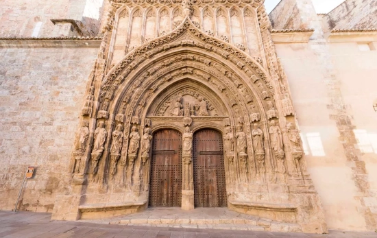 Portada gótica de la Iglesia de Santa María COMUNITAT VALENCIANA (1)