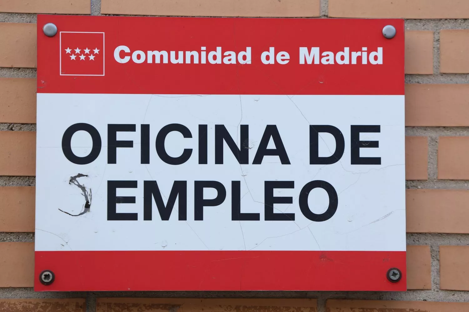 Fachada de una oficina de empleo (Sepe) en Madrid / EP