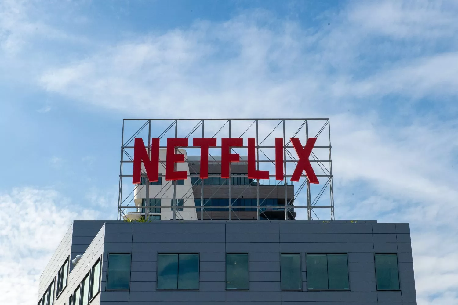 Edificio de Netflix en Los Ángeles / Andrej Sokolow - EP