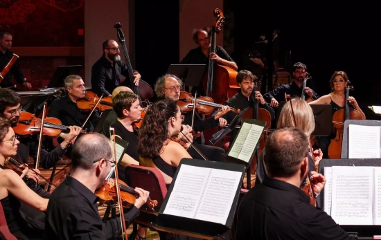 La orquesta de NovAria tocando en el Palau de la Música / CEDIDA La orquesta de NovAria tocando en el Palau de la Música / CEDIDA