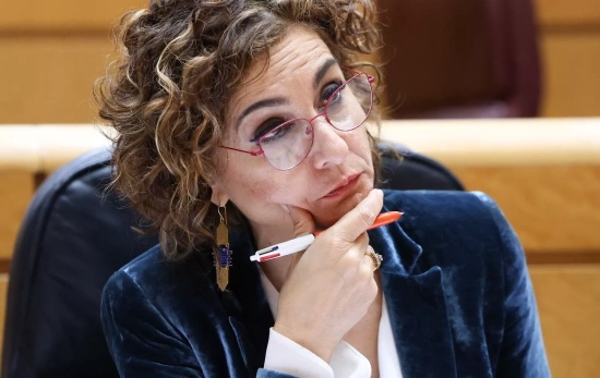 La vicepresidenta primera y ministra de Hacienda, María Jesús Montero,