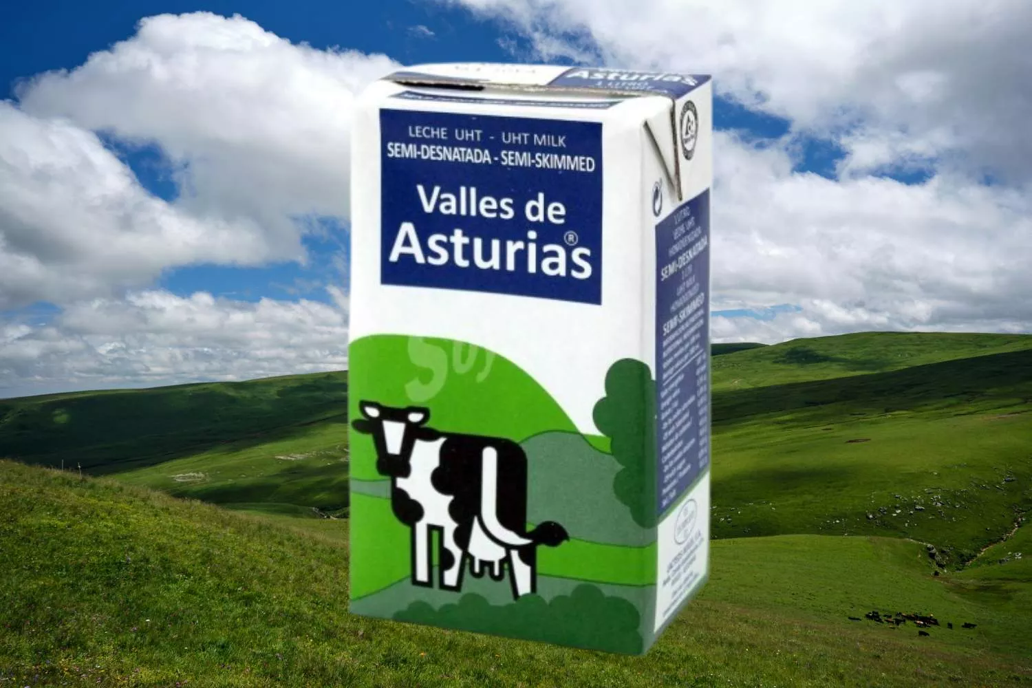 La leche 'Valles de Asturias'   FOTOMONTAJE CG