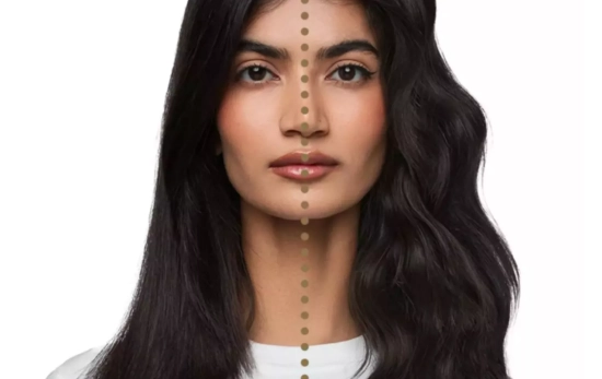 Antes y después de un cabello que ha usado la triple tenacilla/ GHD