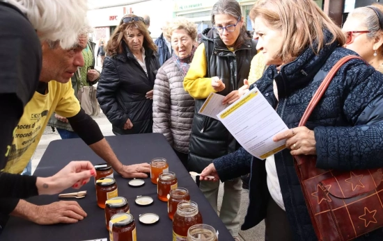 Consumidores realizan catas de miel / COAG