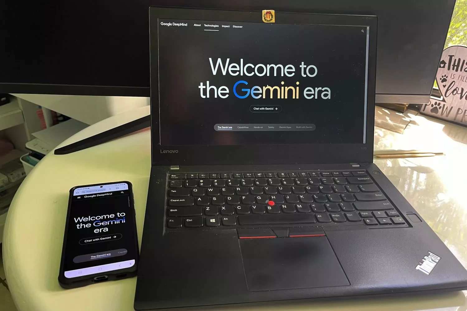 La página de entrada de Gemini, el chatbot con inteligencia artificial (IA) de Google / Latif Kassidi - EFE