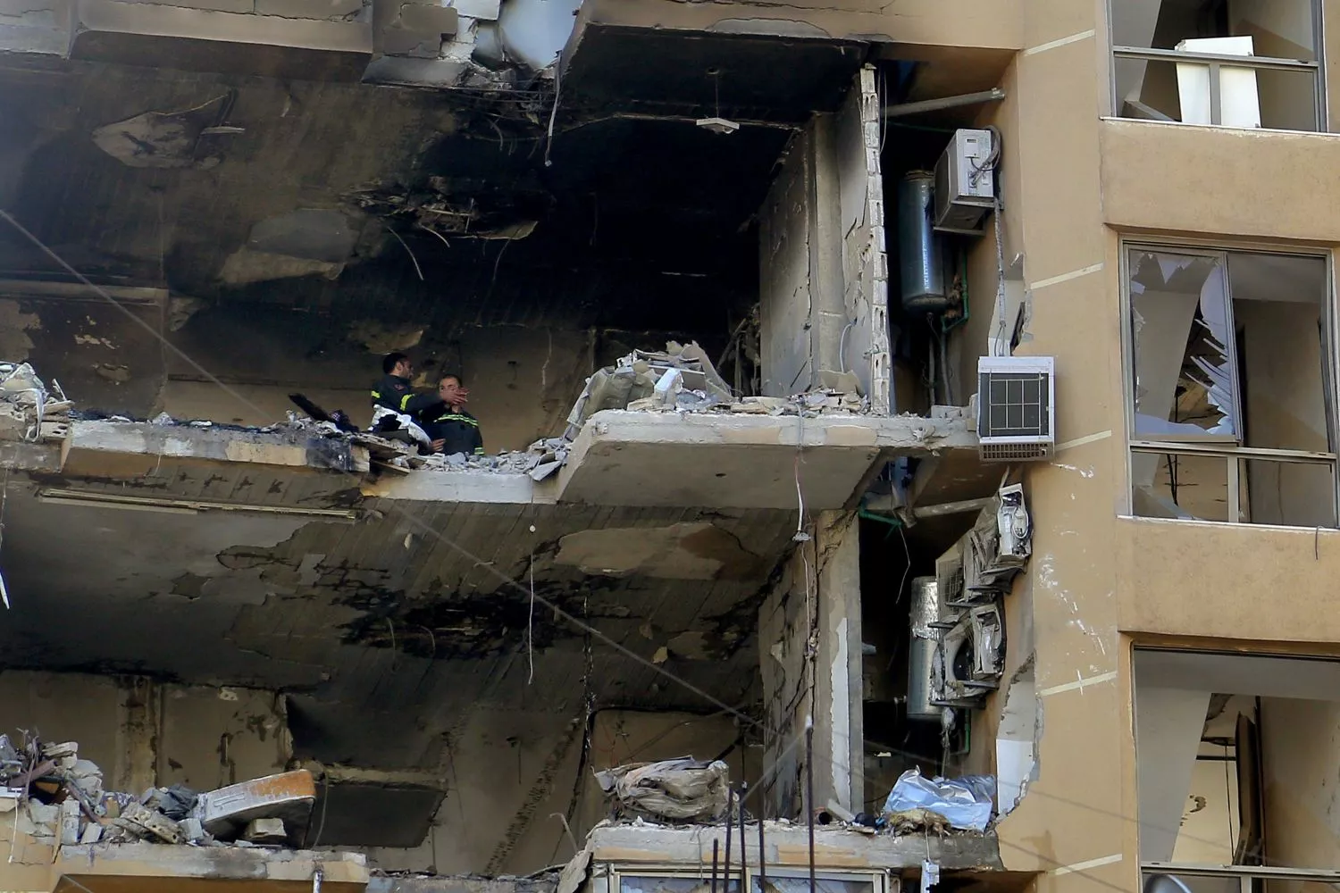 Un hogar destruido por un misil Israelí en Beirut, Líbano / MARWAN NAAMANI - DPA