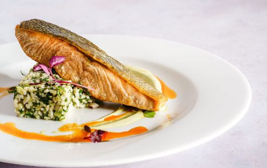 Un plato de salmón, un pescado en auge / Pexels Un plato de salmón, un pescado en auge / Pexels
