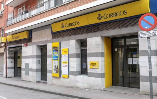 Una oficina de Correos / EUROPA PRESS - JESUS HELLIN