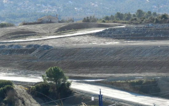 El espacio natural arrasado donde Ametller Origen construye el Agroparc Penedès / CEDIDA El espacio natural arrasado donde Ametller Origen construye el Agroparc Penedès / CEDIDA