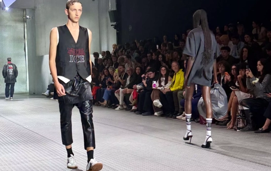 Colección 'Orgullo Migrante' de Ricardo Seco presentada en 080 / CONSUMIDOR GLOBAL