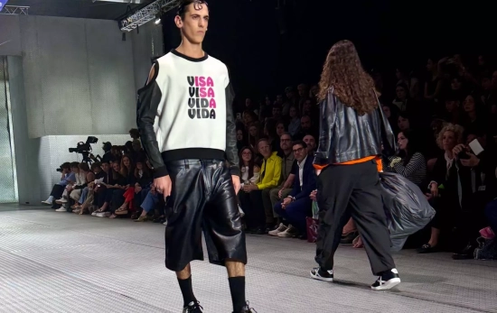 Colección 'Orgullo Migrante' de Ricardo Seco presentada en 080 / CONSUMIDOR GLOBAL