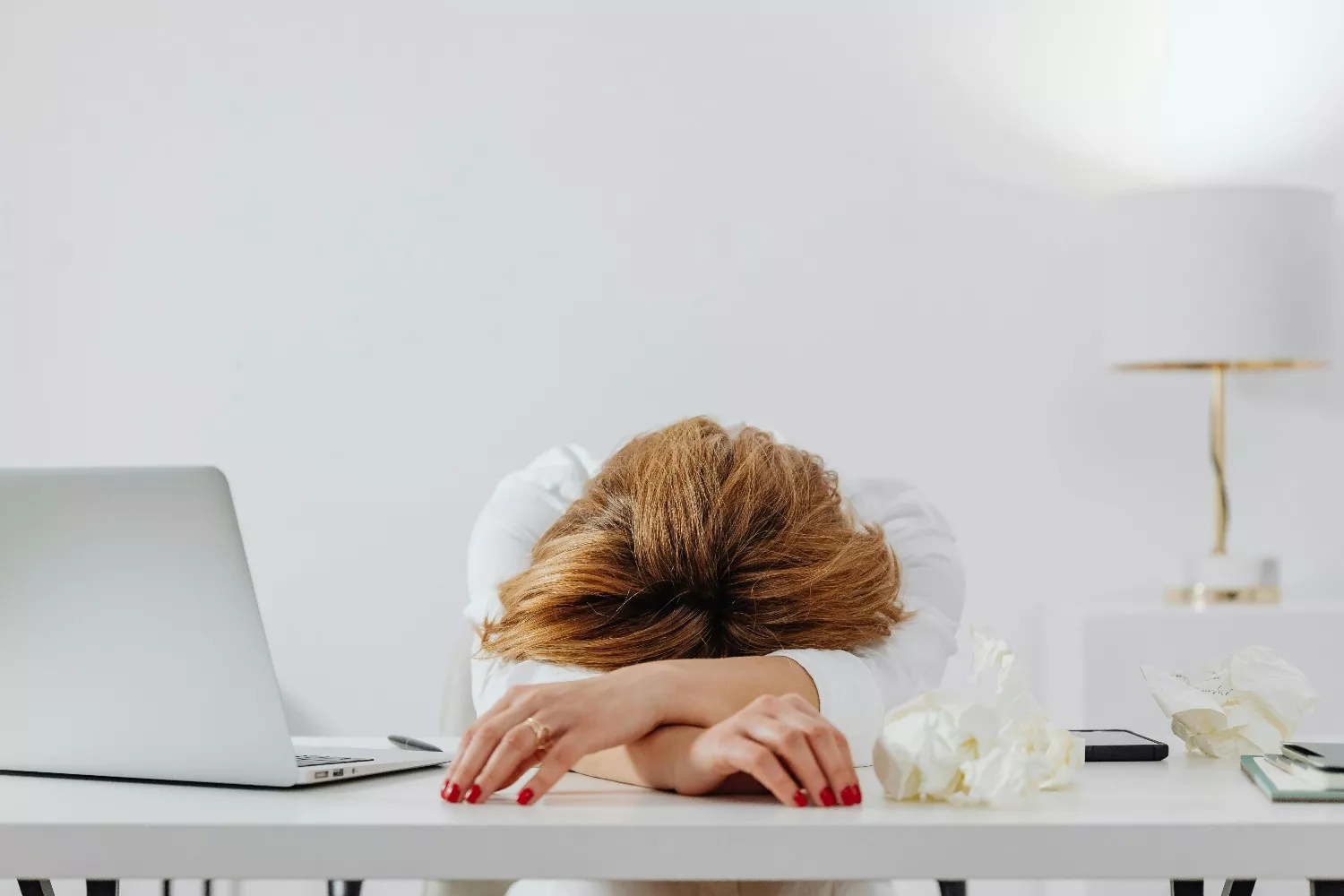 Una persona fatigada / PEXELS