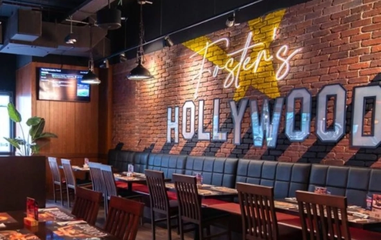 Interior de un local / FOSTER'S HOLLYWOOD Interior de un local / FOSTER'S HOLLYWOOD