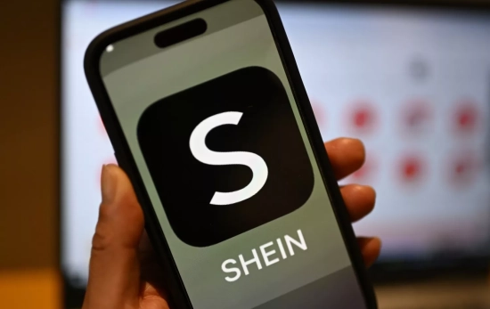 Un teléfono con la app de Shein Monika Skolimowska dpa