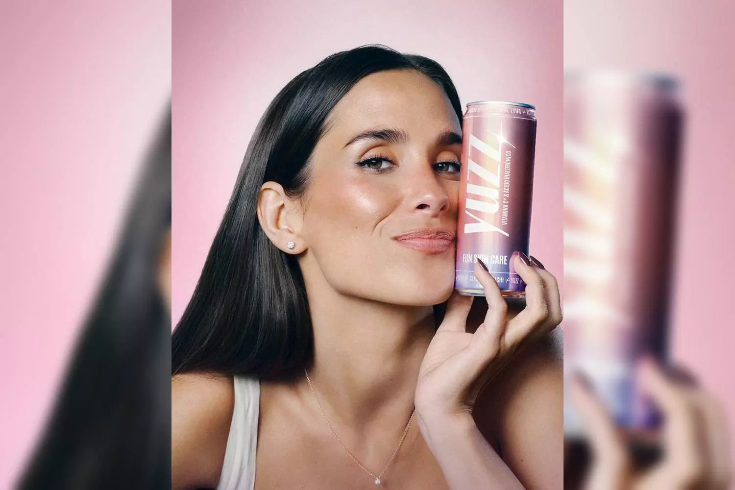 María Pombo junto a su nueva bebida, Yuzz / REDES (Yuzz)