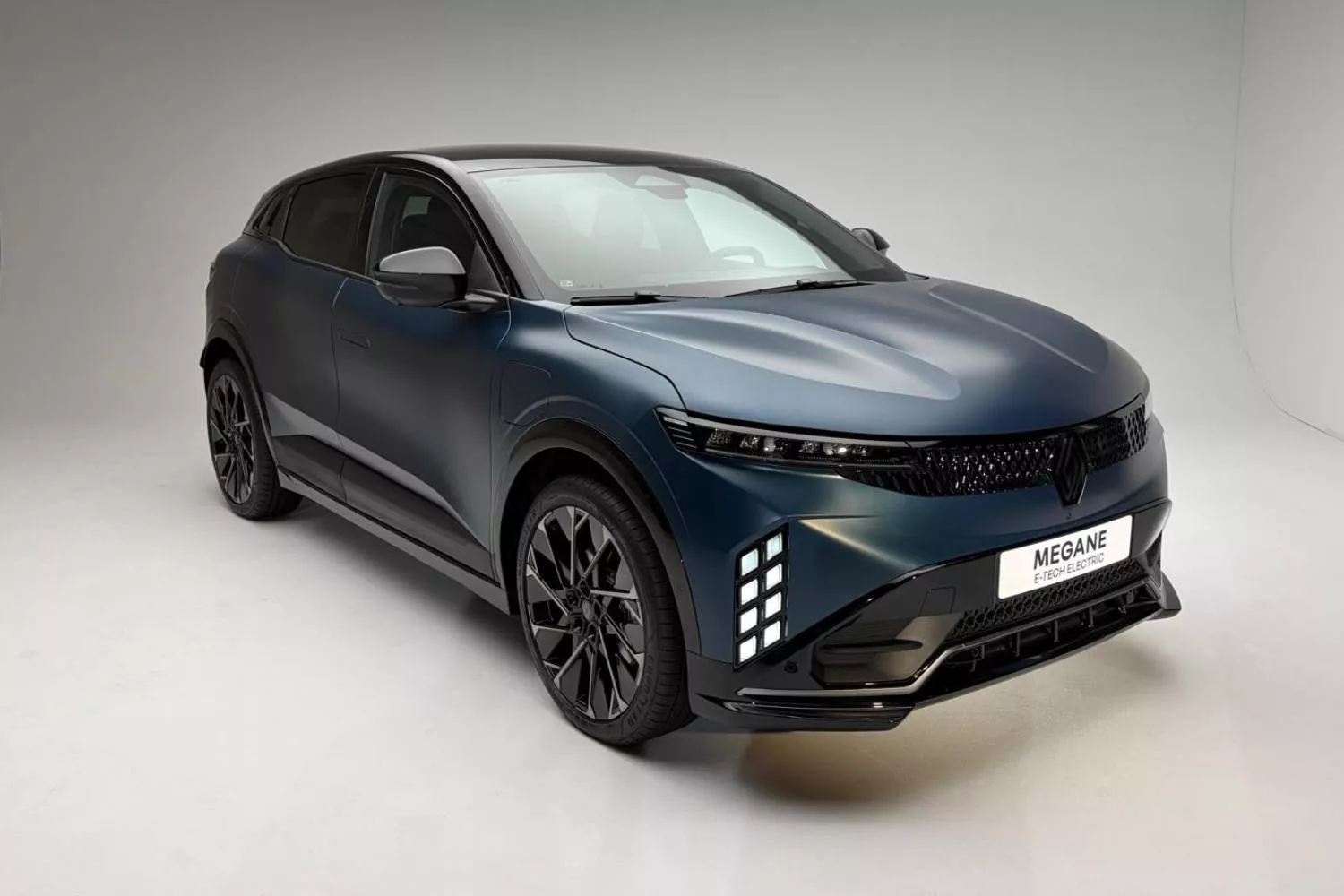 Nuevo Renault Megane E Tech eléctrico   EP
