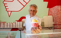 Aurelien, físico y heladero: "Ahora cualquiera se presenta como artesano cuando abre una bolsa y pone una etiqueta"