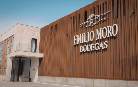 La fachada de la bodega de Emilio Moro en El Bierzo / CEDIDA