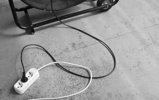 Cables enchufados / PEXELS