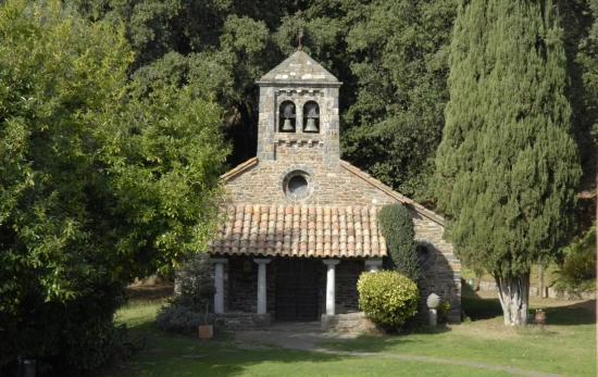 La ermita para bodas del Hotel Sant Bernat / AJUNTAMENT MONTSENY La ermita para bodas del Hotel Sant Bernat / AJUNTAMENT MONTSENY