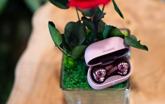Auriculares Huawei / SIMÓN SÁNCHEZ Auriculares Huawei / SIMÓN SÁNCHEZ