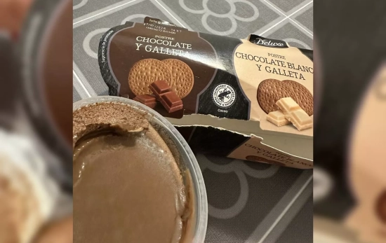 Postre de chocolate y galleta con moho de Lidl / CEDIDA Postre de chocolate y galleta con moho de Lidl / CEDIDA