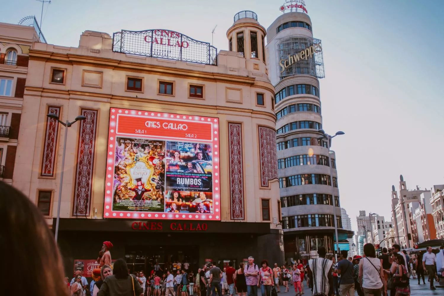 Fachada de Cines Callao / PEXELS