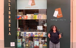 Gemma, la librera de Sarrià: "En vez de A peu de pàgina debería llamarse La librería de las mujeres"