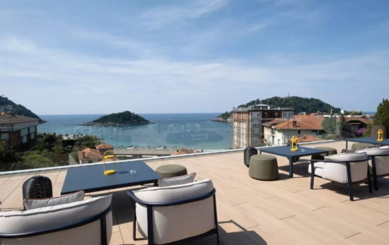 Vistas desde la terraza panorámica de Eurostars Villa Itziar / EUROSTARS