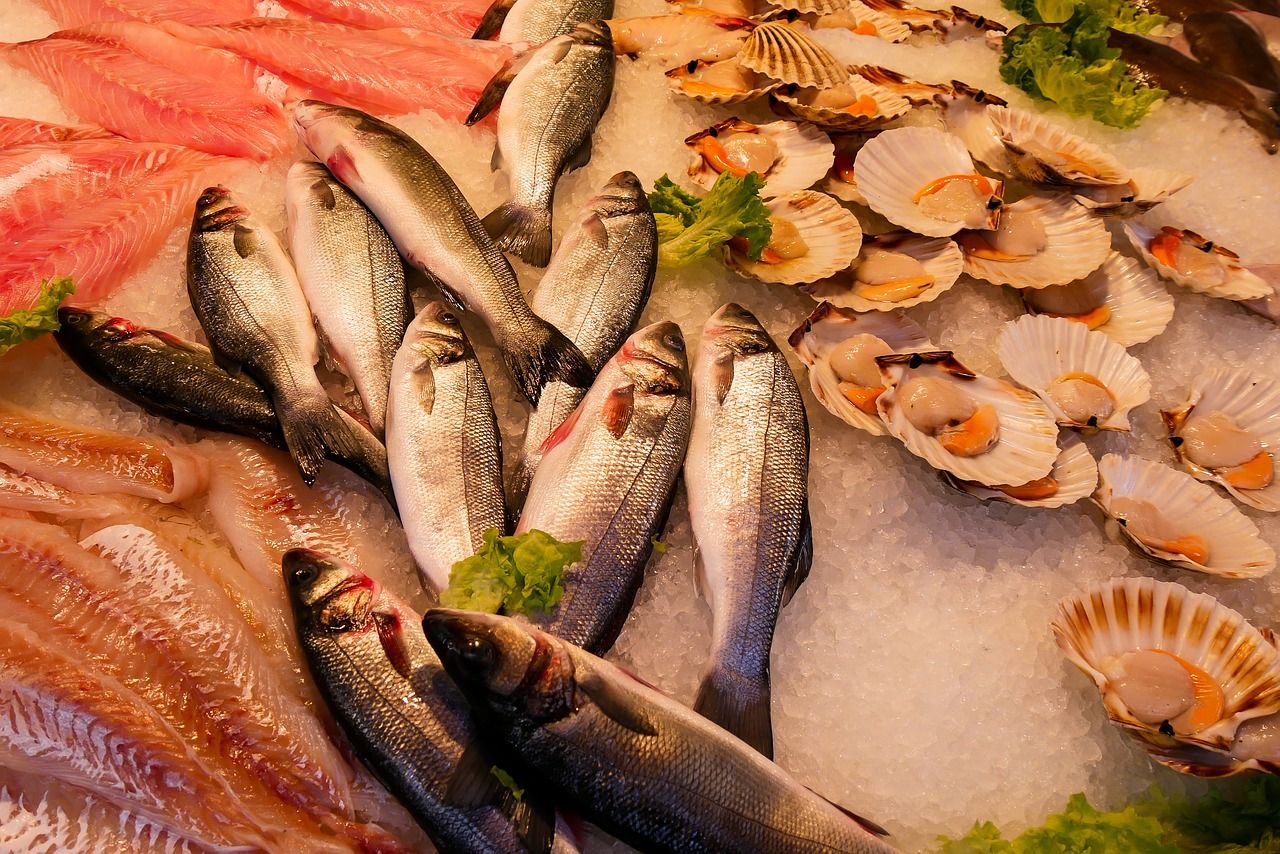 Pescados y mariscos en una pescadería / PIXABAY Pescados y mariscos en una pescadería / PIXABAY
