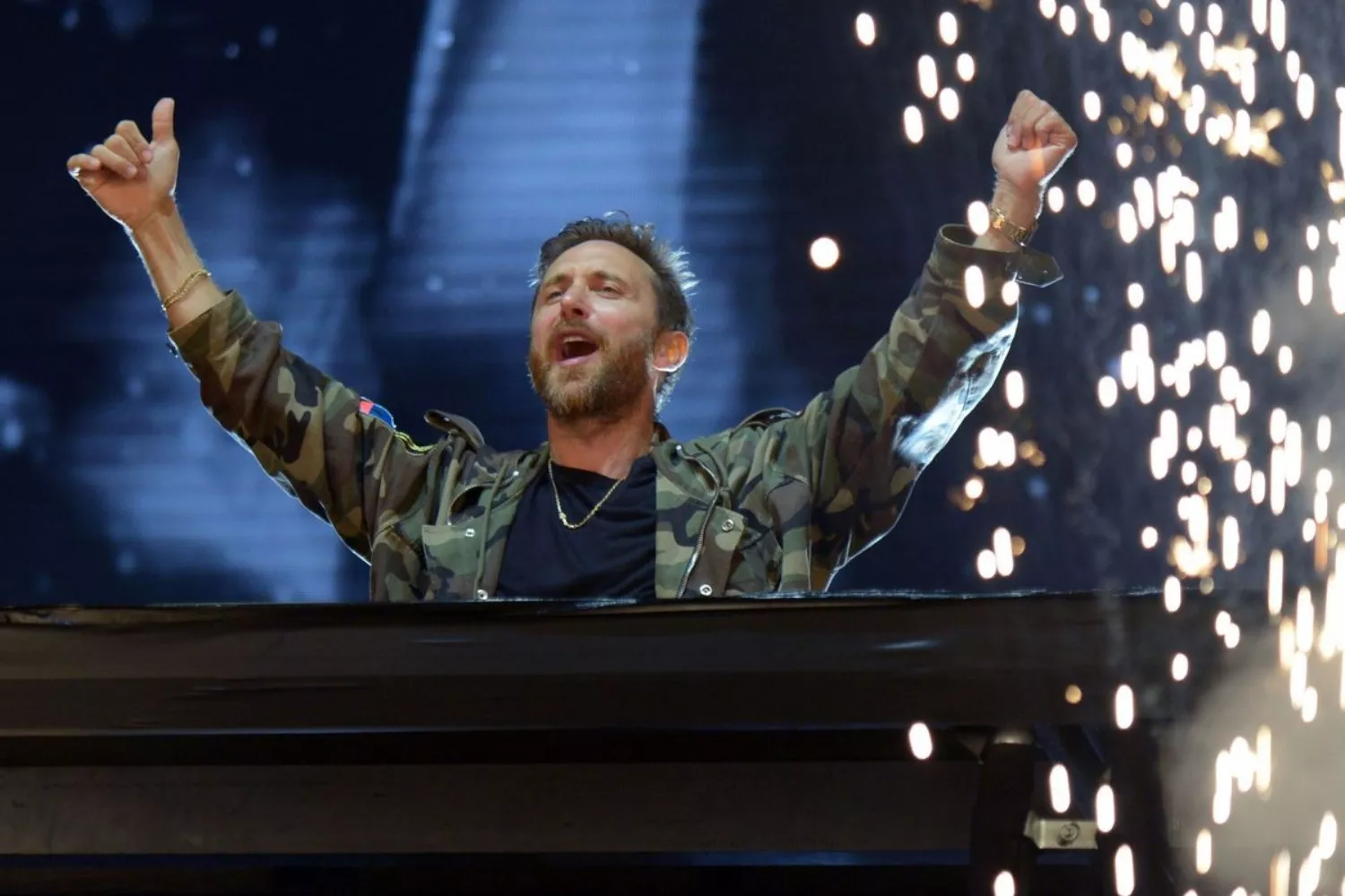 David Guetta, uno de los principales artistas del Dreambeach, actuando en un festival / HUGO MARIE - EFE  