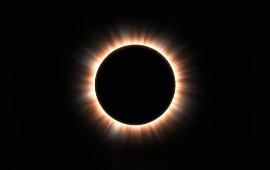 Una imagen de un eclipse solar Una imagen de un eclipse solar