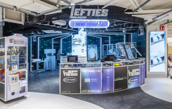 La 'digital store' de Lefties en Valencia / EUROPA PRESS La 'digital store' de Lefties en Valencia / EUROPA PRESS