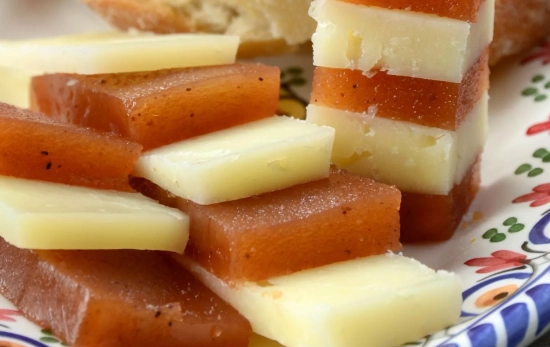 Queso y membrillo / CANVA Queso y membrillo / CANVA