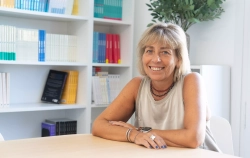 Sandra Bruna, la agente literaria de Ildefonso Falcones: "El éxito de Rebecca Yarros fue una locura inesperada"