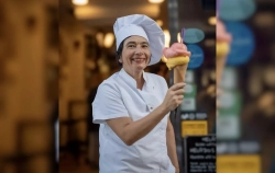 Esther Ortiz, maestra heladera y dueña de Nossi-bé: "Los helados que más sorprenden son los de pescado"