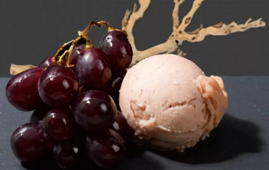 Helado de vino tinto / NOSSI-BÉ Helado de vino tinto / NOSSI-BÉ