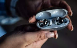Así son los nuevos Huawei FreeBuds Neo, los auriculares plateados con 40 horas de batería