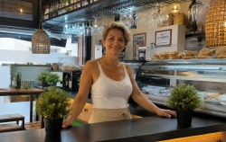Rosi, dueña de uno de los restaurantes mejor valorados de Ceuta: "Esto es peor que la pandemia"