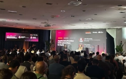 Anthropic enseña sus cartas en España con Santander, Caixabank y Telefónica entre sus clientes