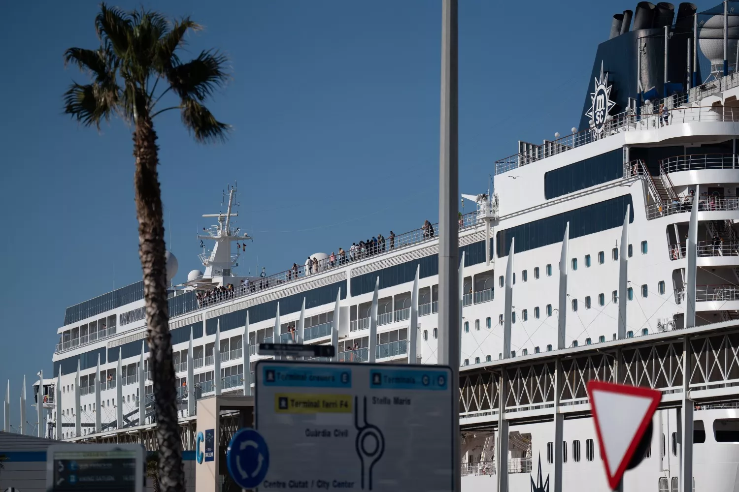 Un crucero en el puerto de Barcelona   David Zorrakino   EP
