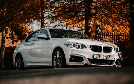 Un BMW / UNSPLASH Un BMW / UNSPLASH