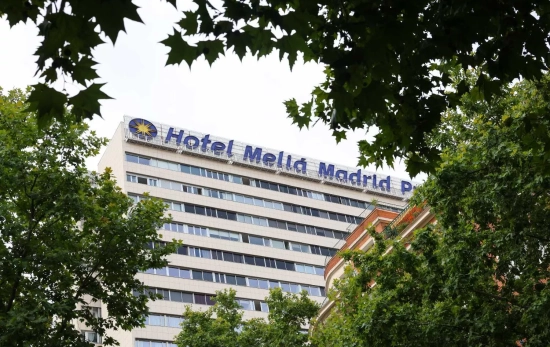 Fachada exterior del hotel Meliá, en la calle Princesa Fachada exterior del hotel Meliá, en la calle Princesa