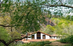 El Molín de Mingo, el restaurante perdido en el monte asturiano que siempre está lleno