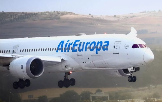 Un avión de AirEuropa (1) Un avión de AirEuropa (1)