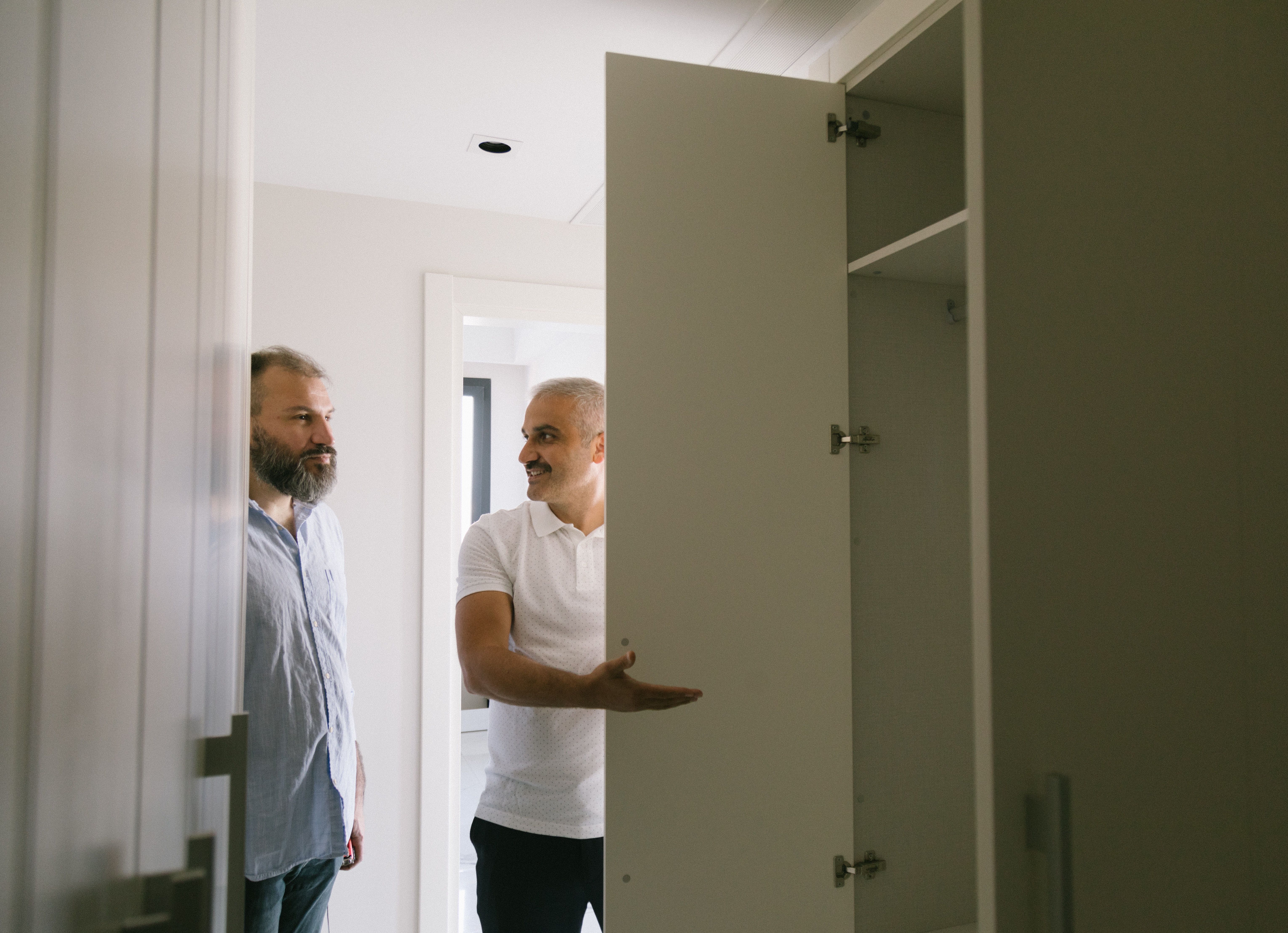 Un hombre visita una vivienda para alquilar / PEXELS Un hombre visita una vivienda para alquilar / PEXELS