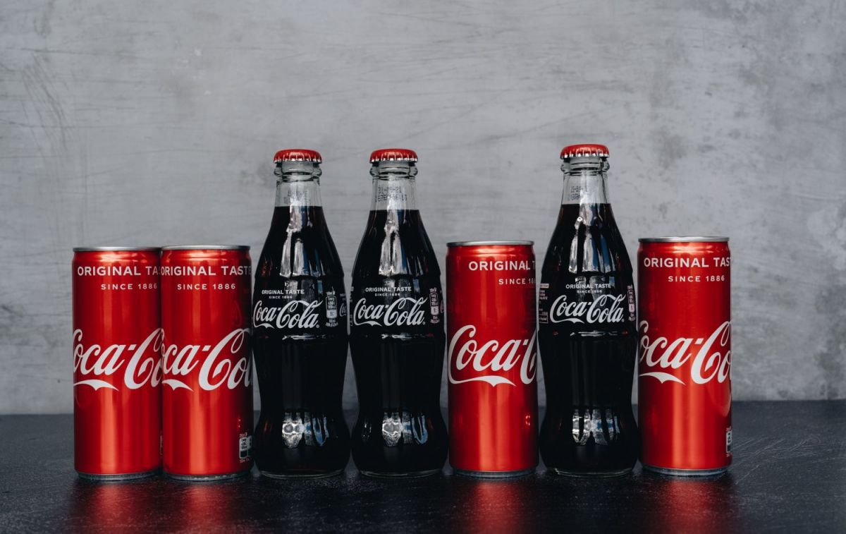 Varias botellas de Coca-Cola / PEXELS