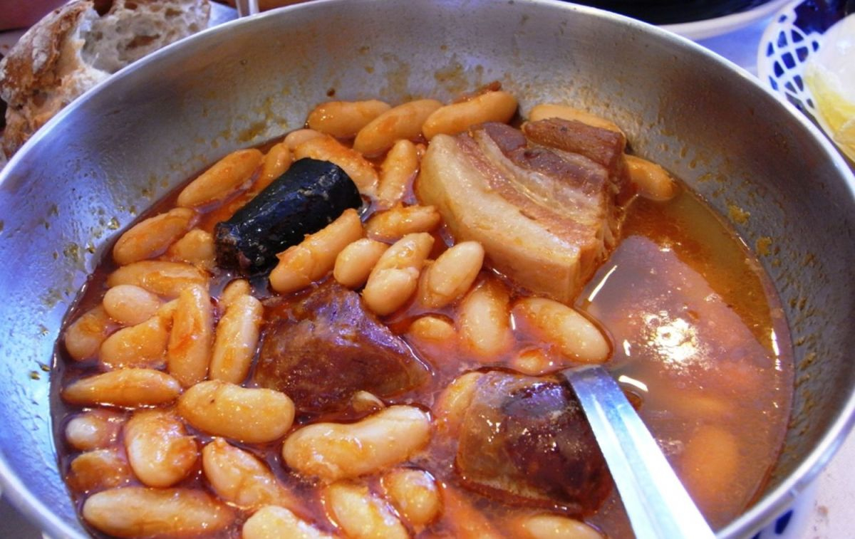 Un plato de alubias con chorizo / FLICKR Un plato de alubias con chorizo / FLICKR
